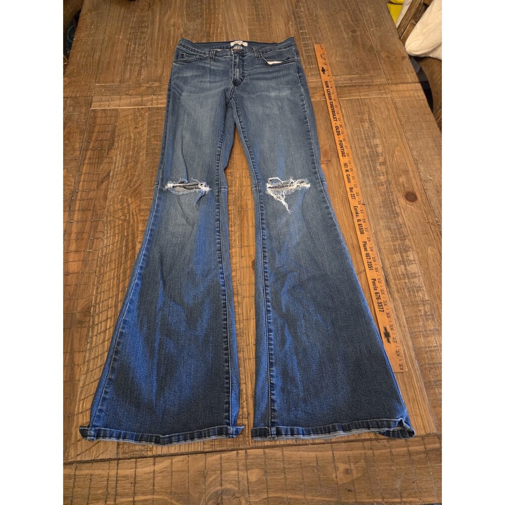O2 Denim Made In Hollwood USA Bell Bottoms Size 31
